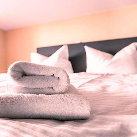 Mit Meerblick Und Balkon, Gratis Nutzung Vom Ahoi Erlebnisbad Und Sauna In Sellin - Meeresblick Fewo 29 Goehren  Eksteriør bilde